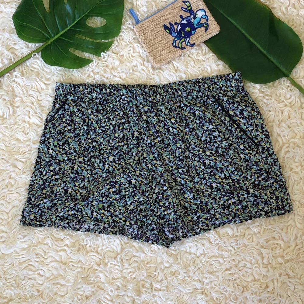 Vera Wang Floral Flowy Shorts